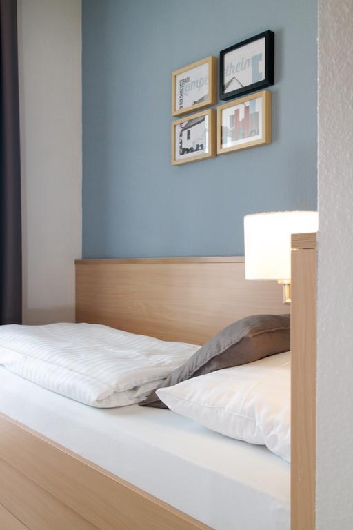 Hotel Friedrichstrasse Lampertheim Oda fotoğraf